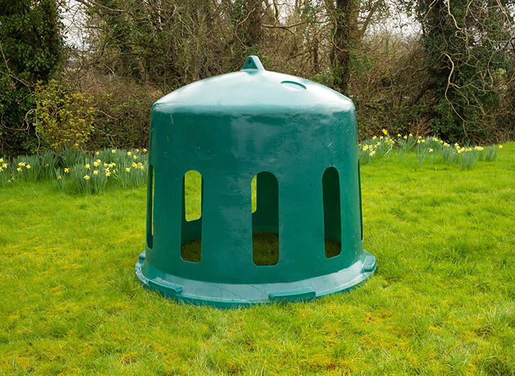 sheep hay feeder